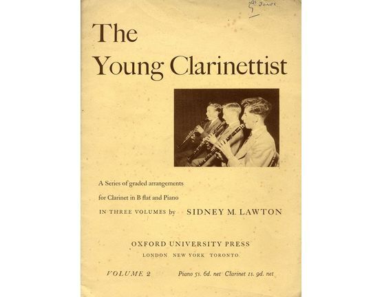 3362 | The Young Clarinettist -  A series of graded arrangements for Clarinet in B flat and piano in 3 volumes -  Volume 2