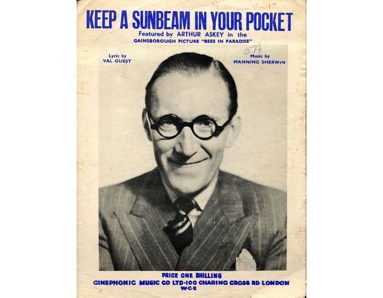 8246 | Keep a Sunbeam in Your Pocket - Arthur Askey in "Bees in Paradise"